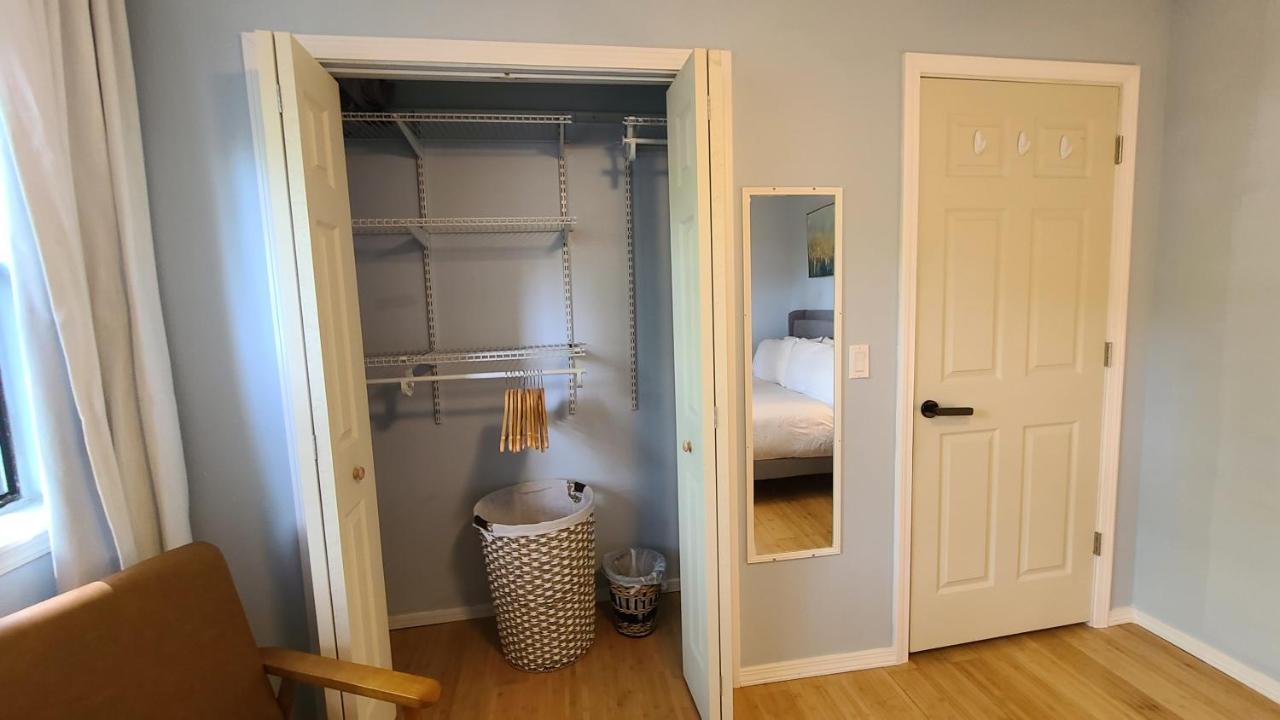 Centrally Located In Rogers And Bentonville! -Private Rooms Екстериор снимка