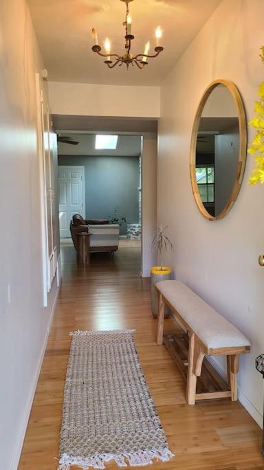 Centrally Located In Rogers And Bentonville! -Private Rooms Екстериор снимка
