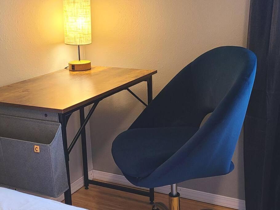 Centrally Located In Rogers And Bentonville! -Private Rooms Екстериор снимка